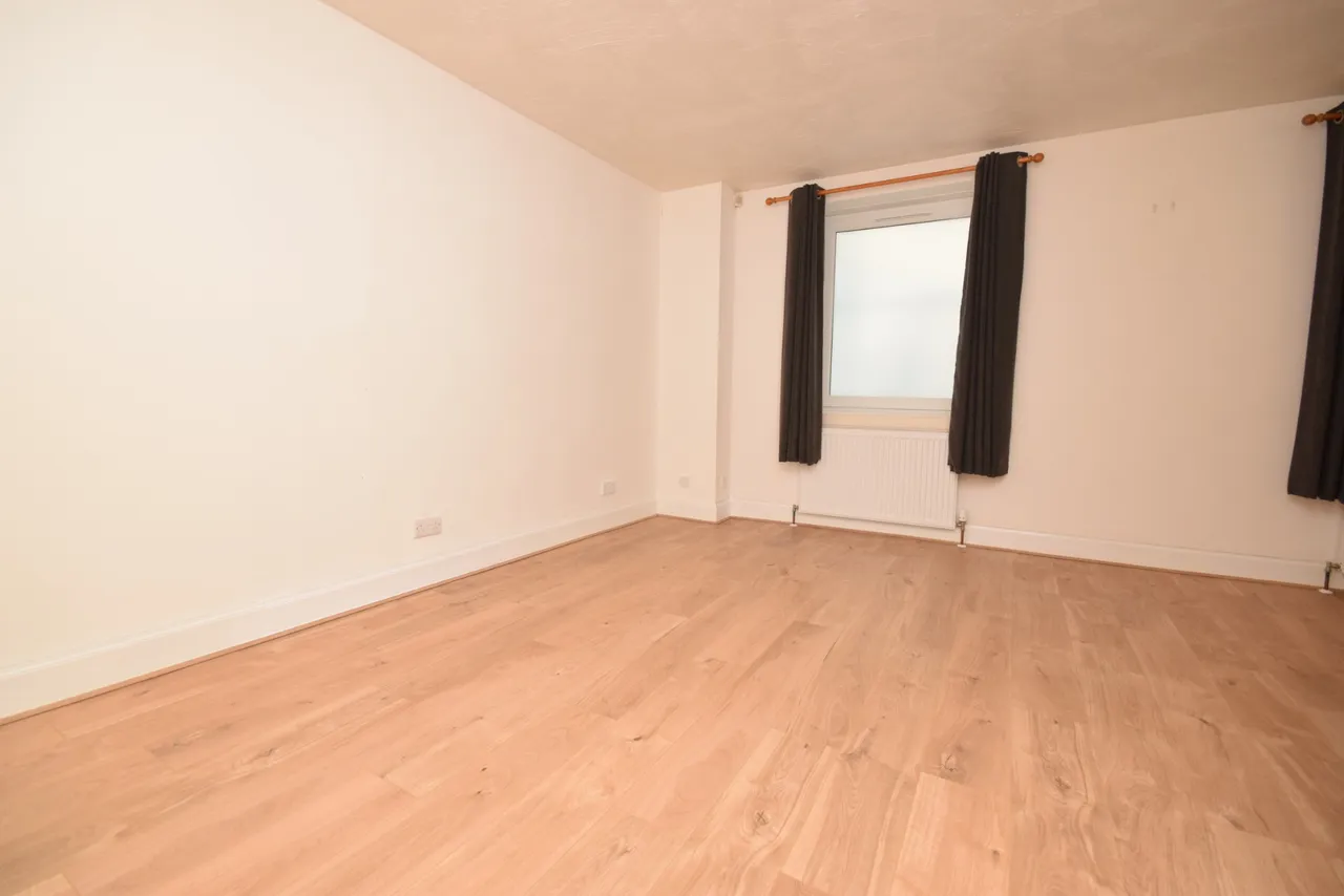 High Street, Perth, PH1, photo 15