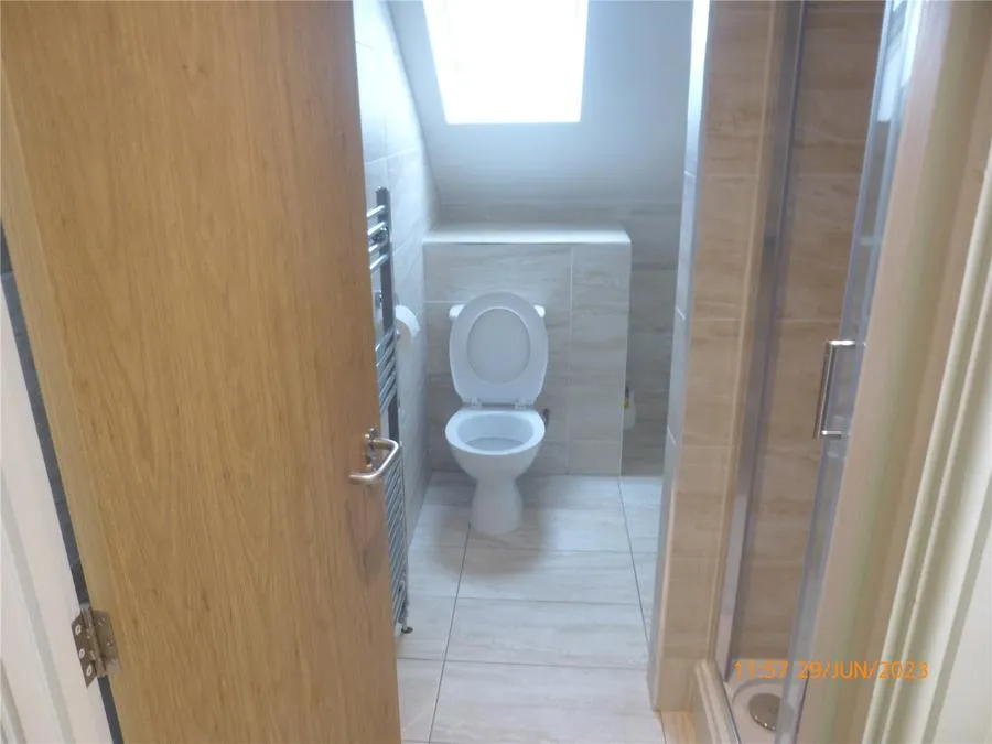 Newport Road, Roath, CF24, photo 3