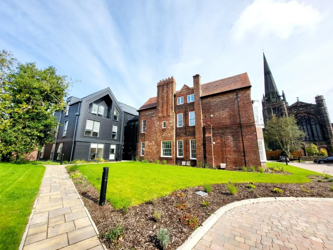 2 bed flat to rent, St. Georges Gardens, Davenport, SK2