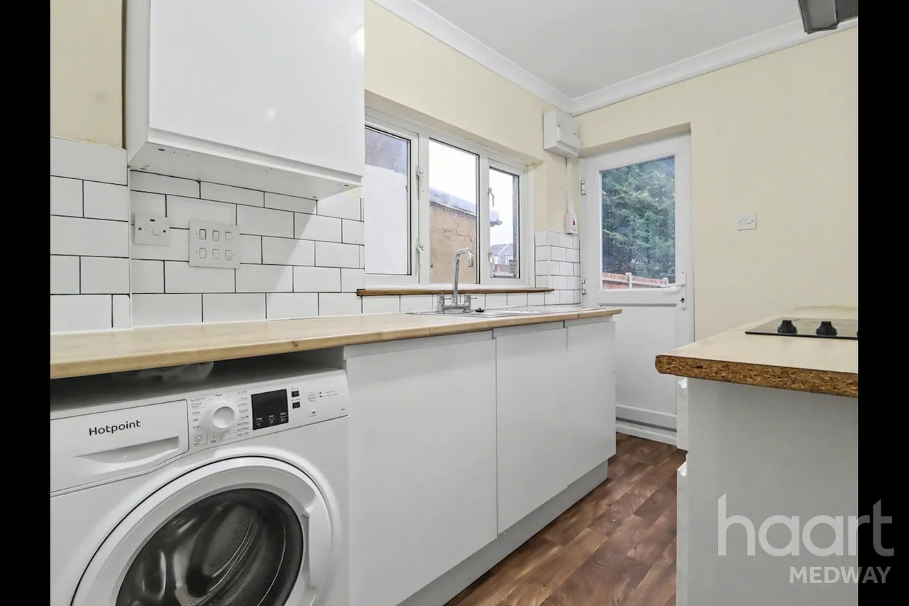 2 bed house to rent, Chatham, ME4