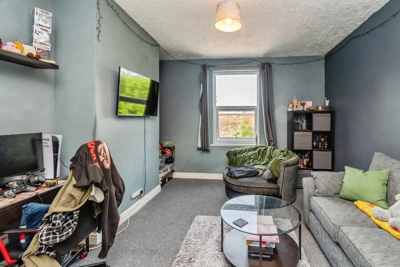 Cannock Road, Hednesford, Cannock, Staffordshire, WS12, photo 4