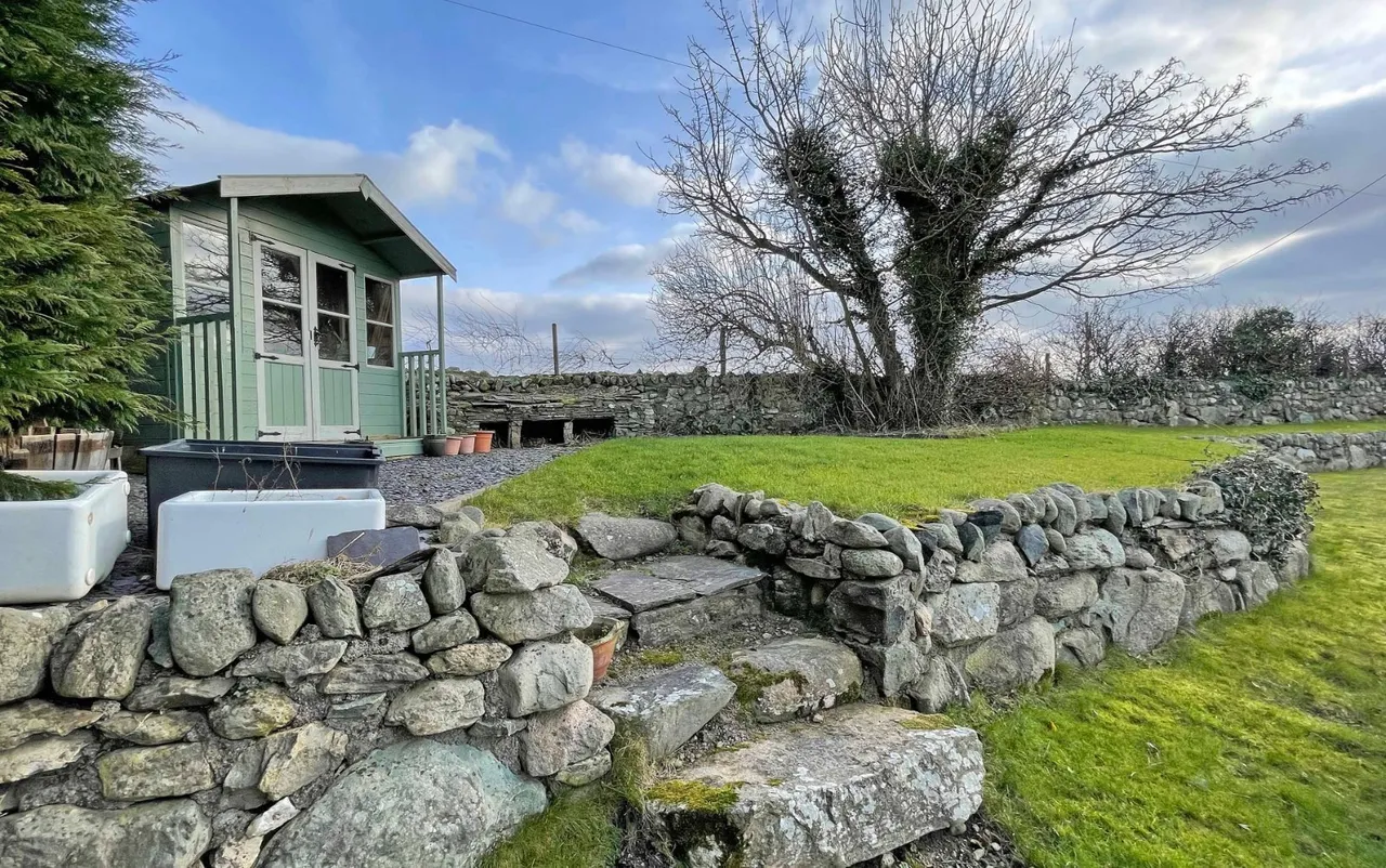 Penygroes, Caernarfon, LL54, photo 16