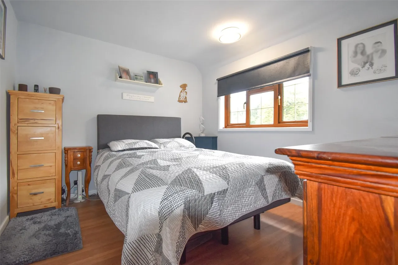 Ainger Close, Aldershot, Hampshire, GU12 4SS, photo 8