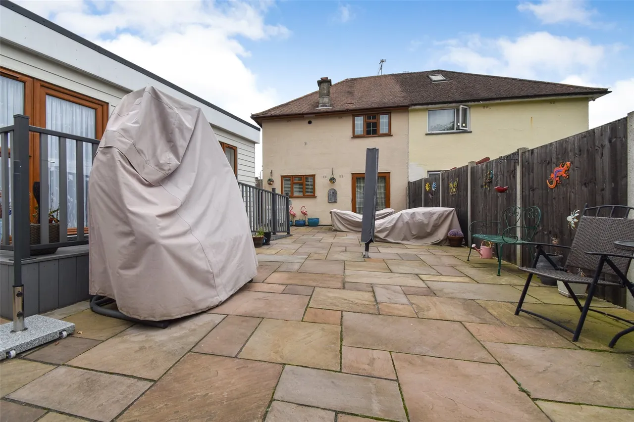 Ainger Close, Aldershot, Hampshire, GU12 4SS, photo 2