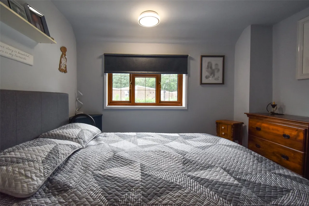 Ainger Close, Aldershot, Hampshire, GU12 4SS, photo 4