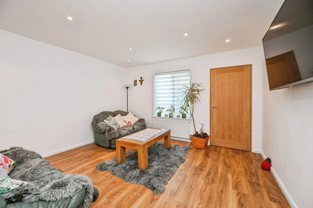 Hillary Drive, Liverpool, L23, photo 2