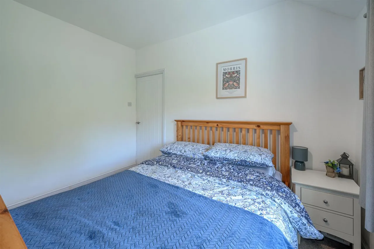 Siviters Lane, Rowley Regis, B65, photo 17