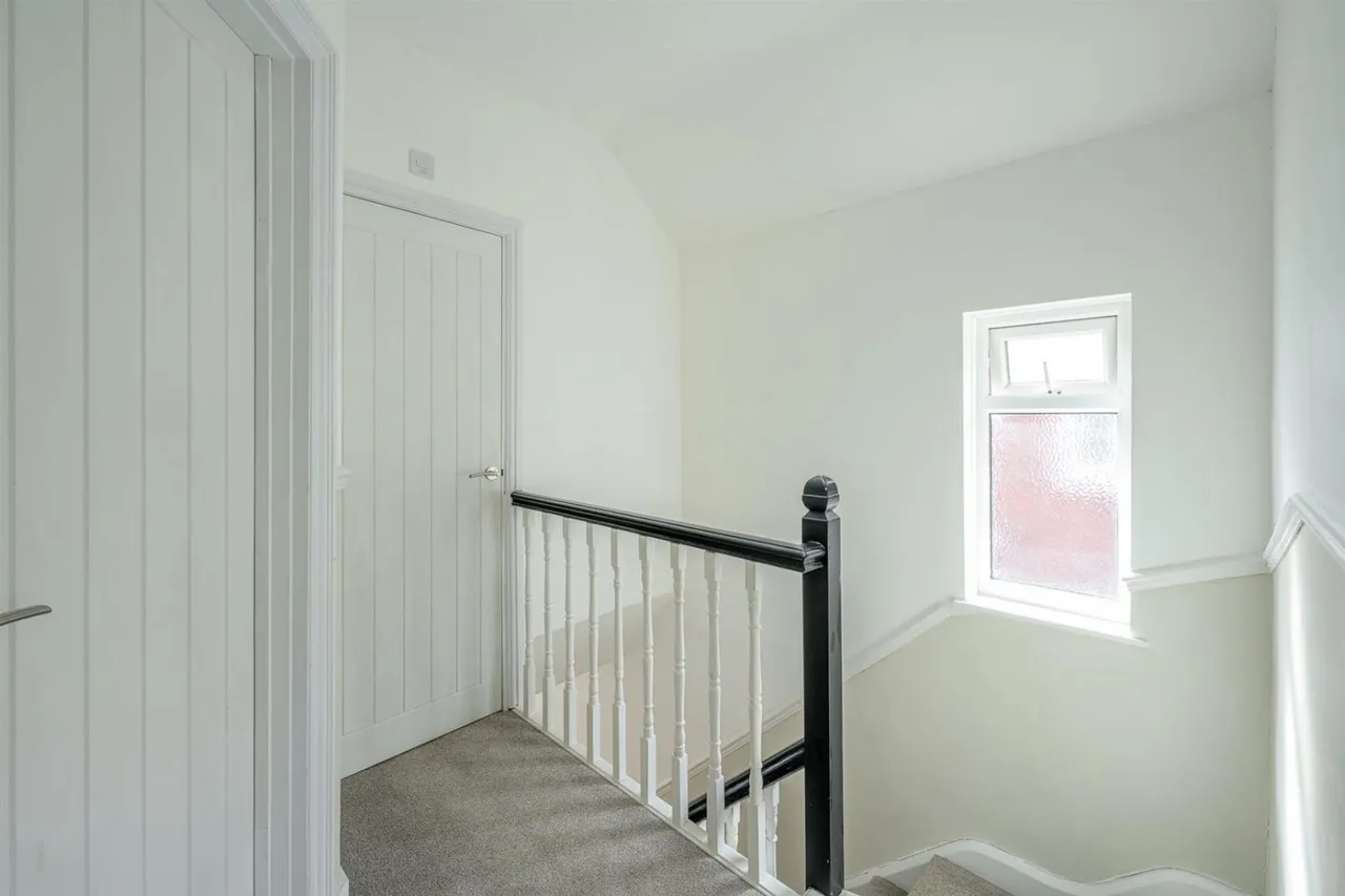 Siviters Lane, Rowley Regis, B65, photo 15