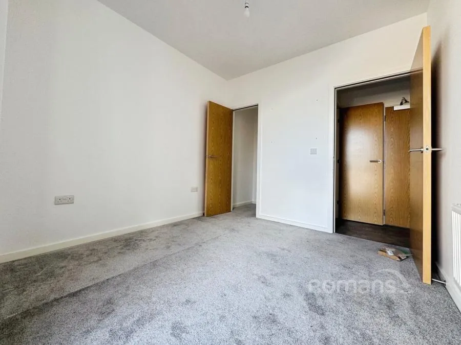 Wella Road, Basingstoke, RG22, photo 8