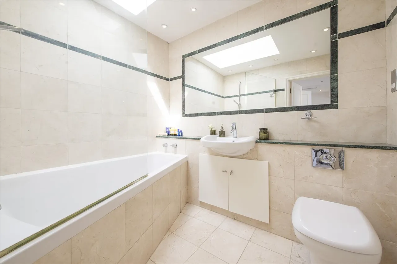 Belsize Square, London NW3 4HU, photo 11