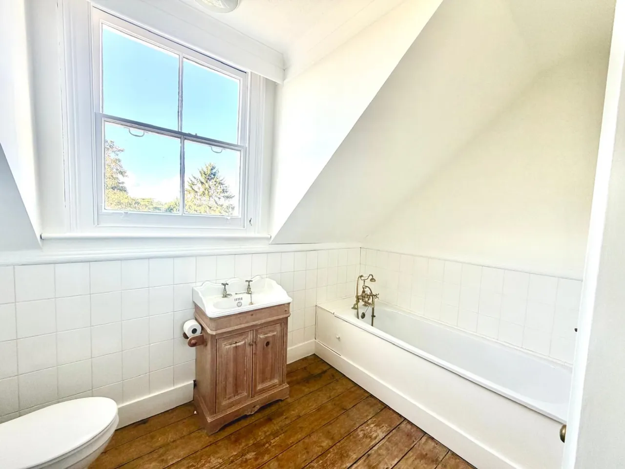 Manorcrofts Road, Surrey Egham, TW20, photo 11