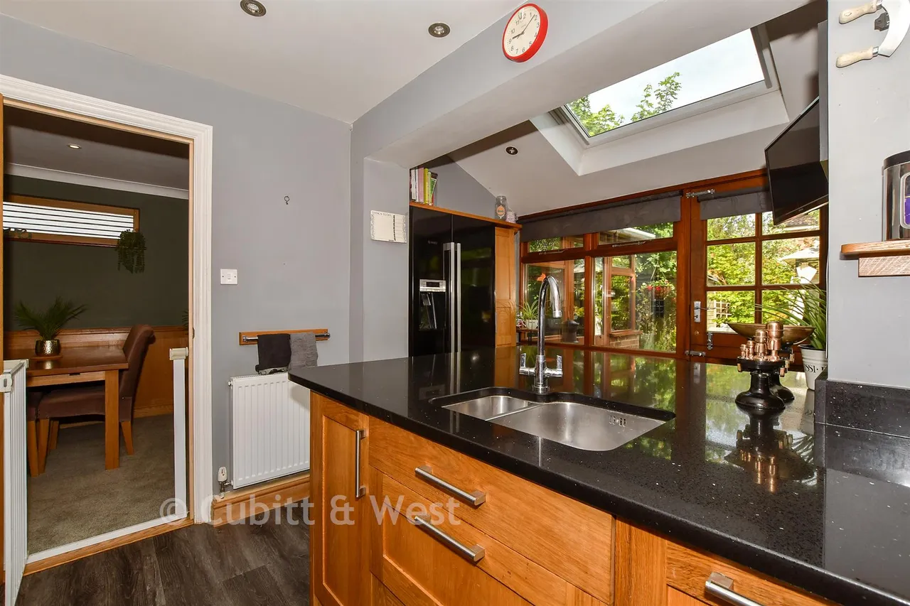 Singleton Road, Broadbridge Heath, RH12, photo 6