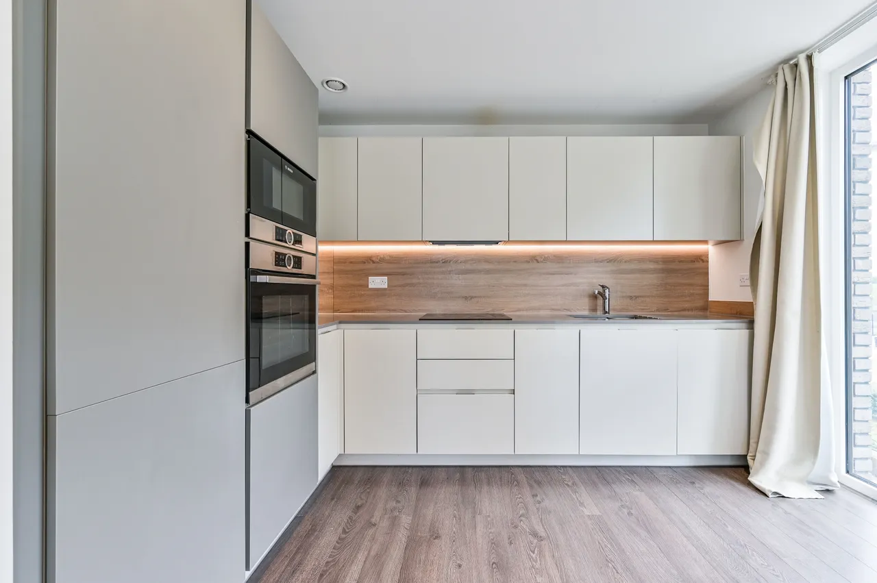 Flat 4, Sandpiper Building, 44 Newnton Close, London, photo 7