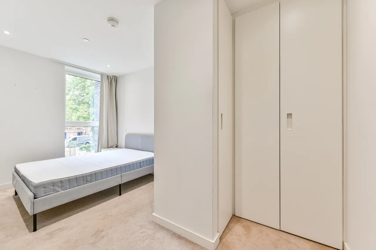 Flat 4, Sandpiper Building, 44 Newnton Close, London, photo 8