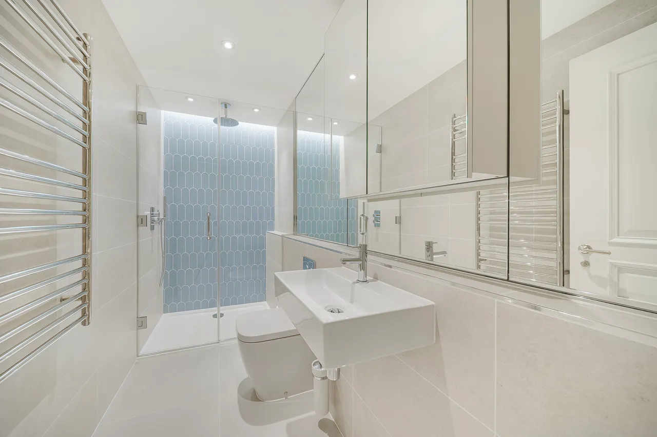 Bayswater Road, Hyde Park, W2, photo 26