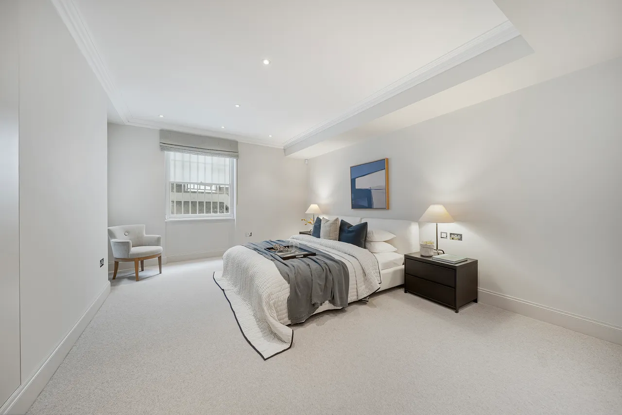 Bayswater Road, Hyde Park, W2, photo 24