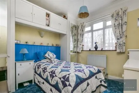 Woodmere Close, Croydon, photo 12