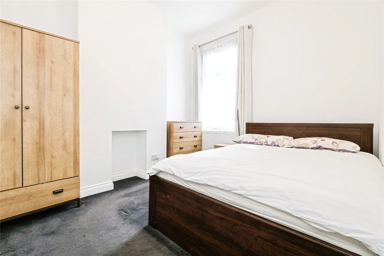 Clements Road, East Ham, London, E6, photo 7