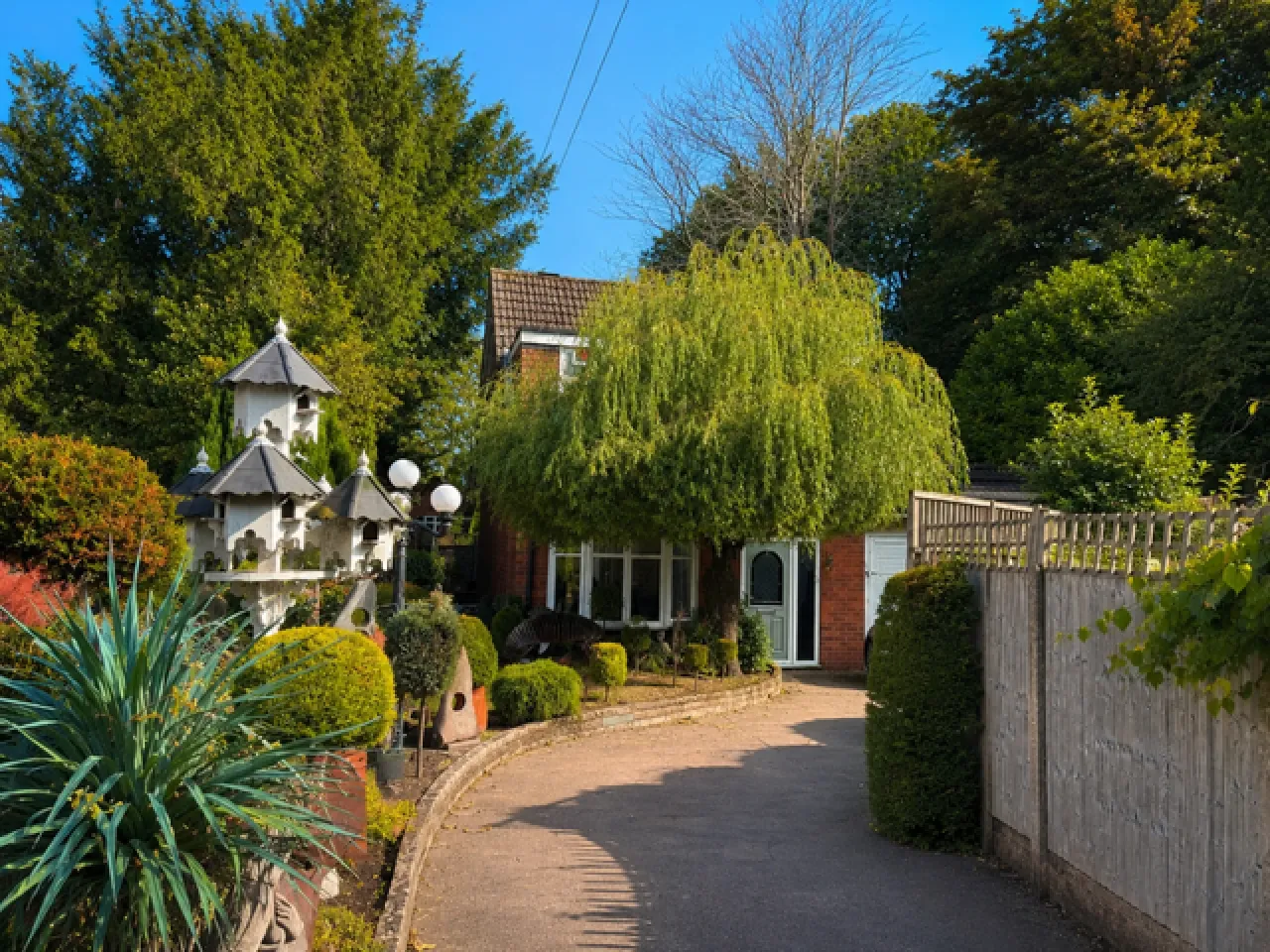 3 bed property for sale, Church Road, Stoke-On-Trent
