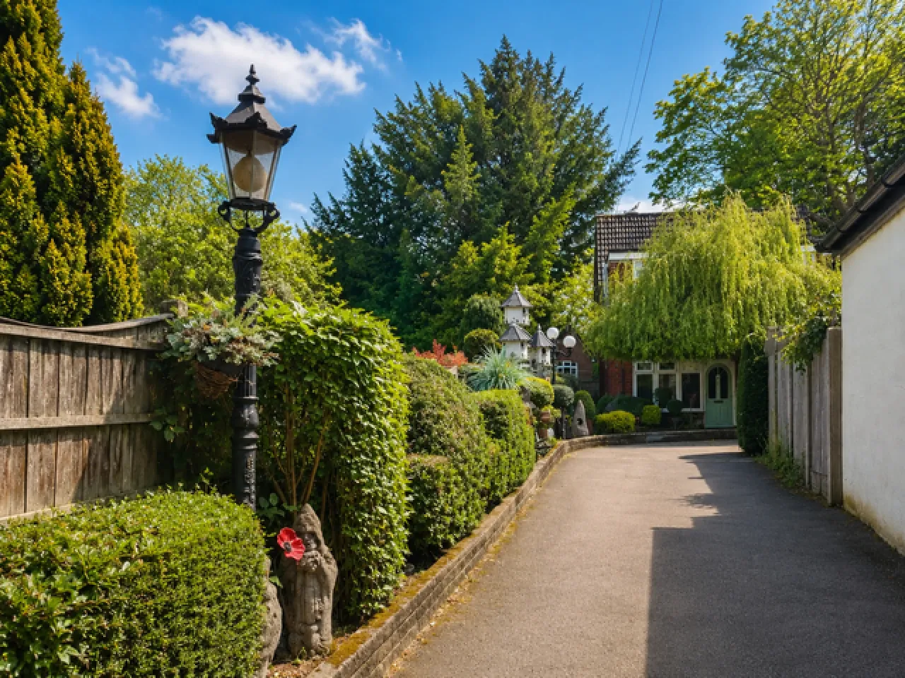 Church Road, Stoke-On-Trent, photo 17
