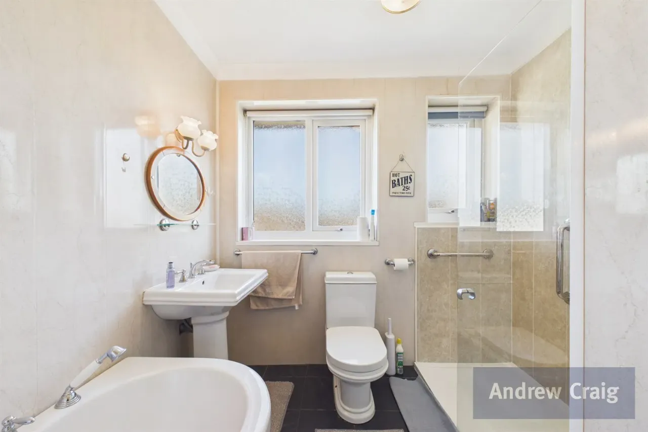 Hardwick Place, Gosforth, NE3, photo 14