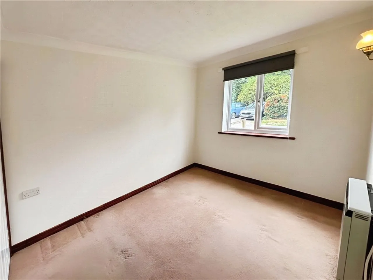 Lower Common Road, West Wellow, SO51, photo 5