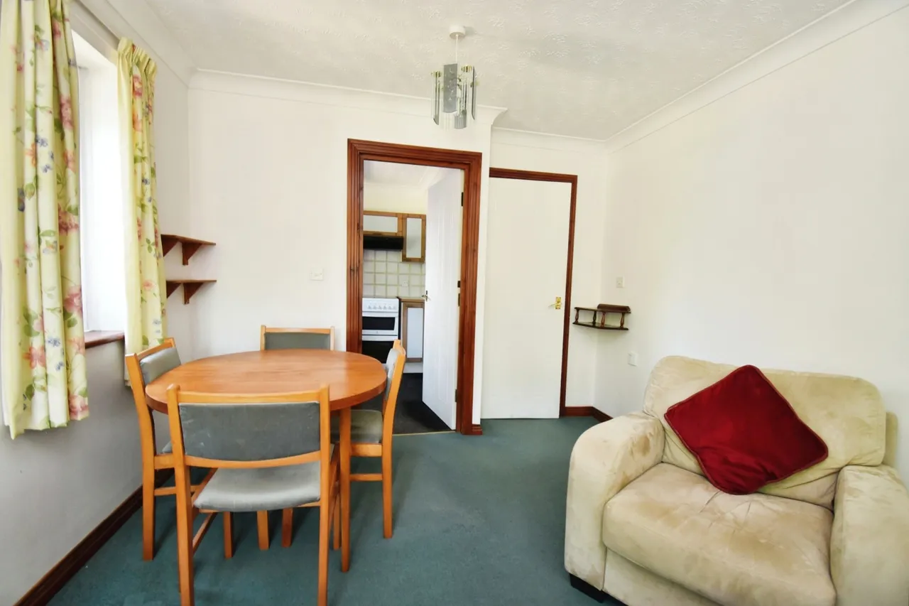 Lower Common Road, West Wellow, SO51, photo 7