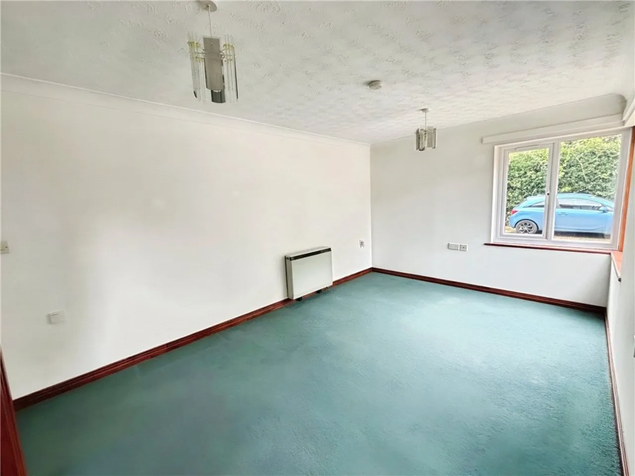 Lower Common Road, West Wellow, SO51, photo 3