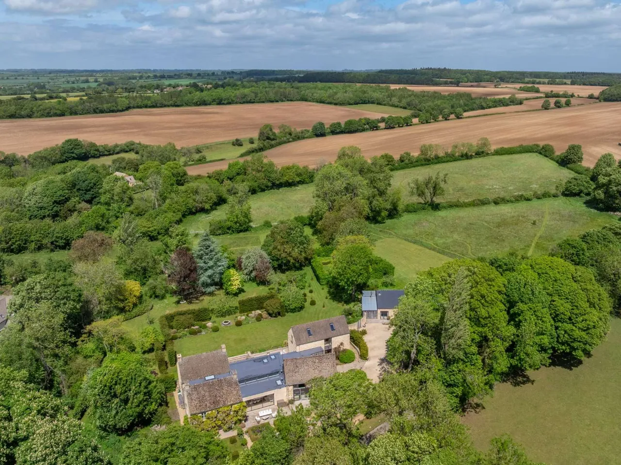 Ditchley Road, Charlbury, Chipping Norton, Oxfordshire, OX7 3QT, photo 2