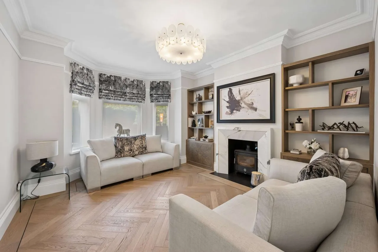 Whitbarrow Road, Lymm, Cheshire, WA13 9AF, photo 5