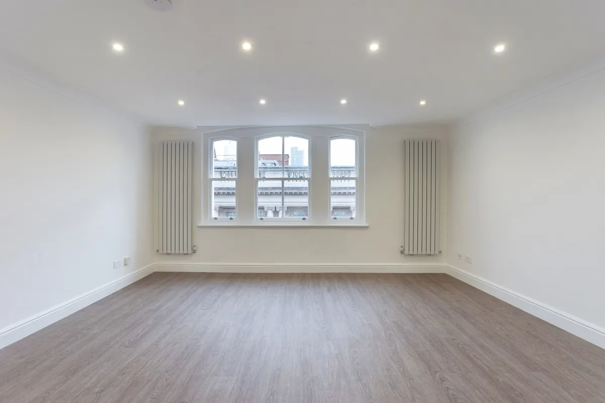 1 bed flat to rent, Fleet Street, London, EC4A