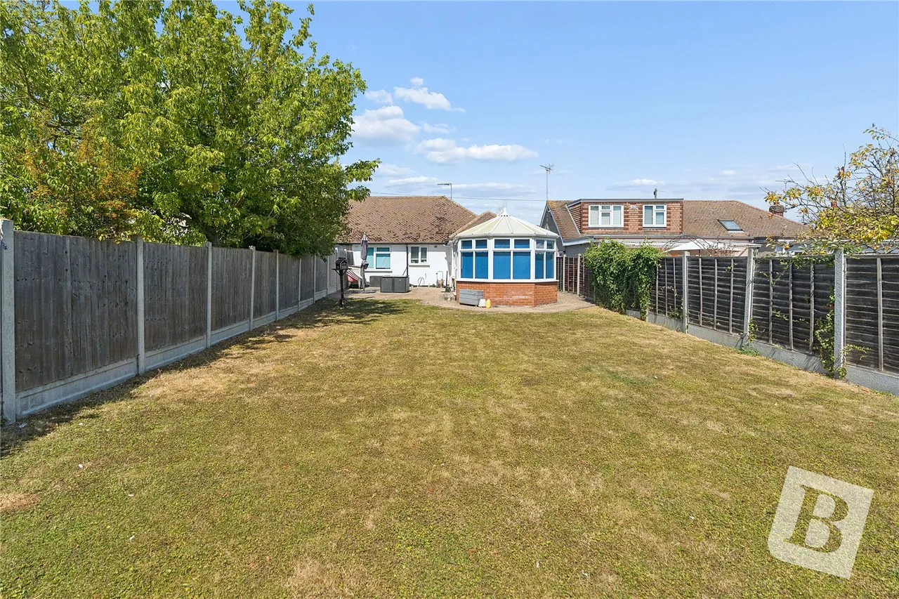 Laburnum Avenue, Wickford, SS12, photo 11