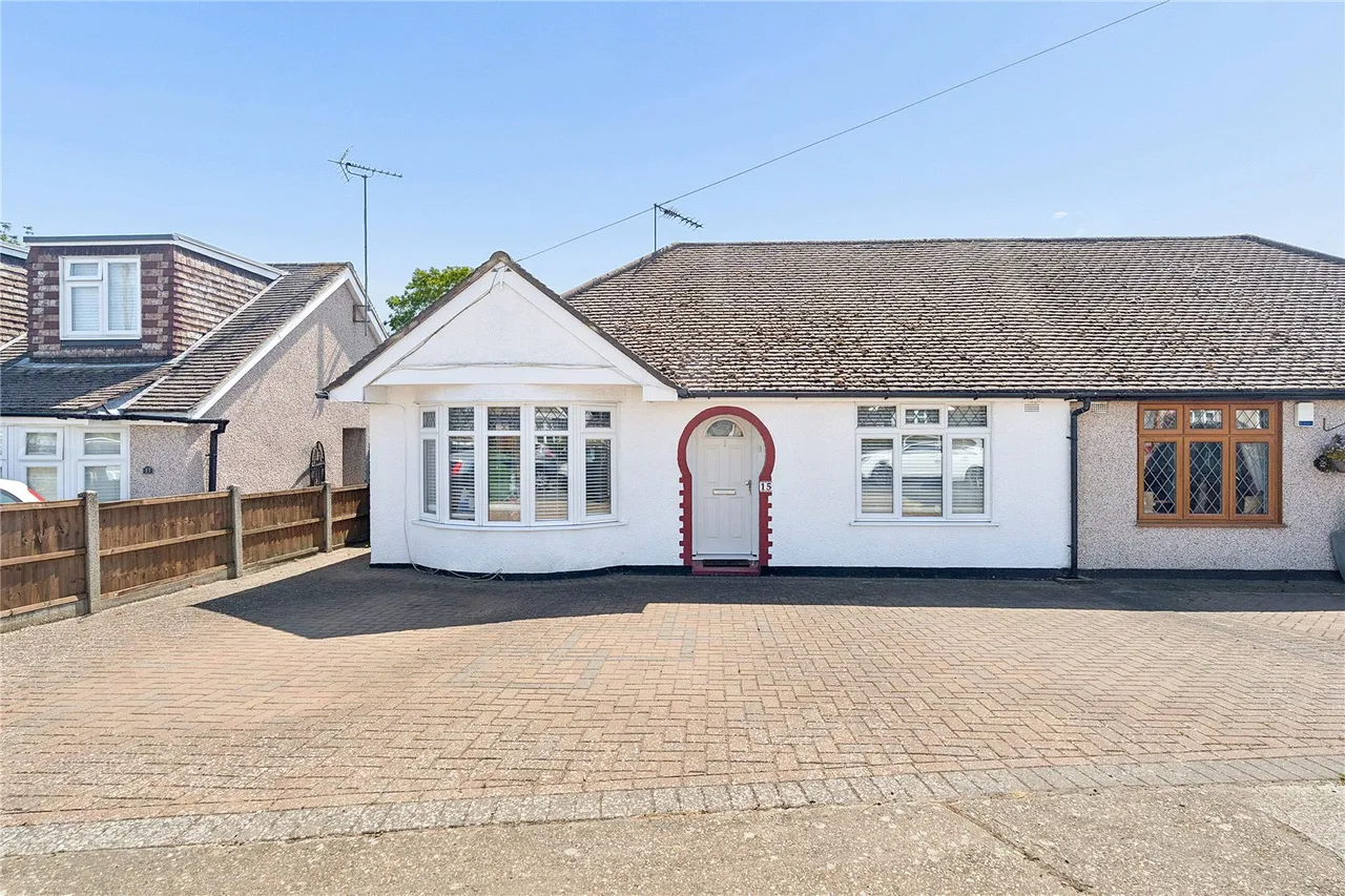 Laburnum Avenue, Wickford, SS12, photo 14