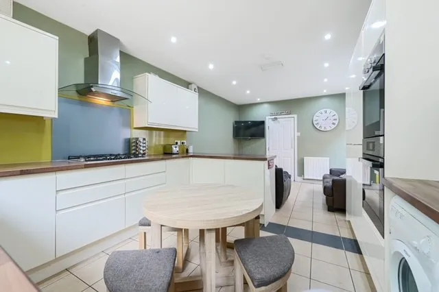 Brackenbury Road, Preston, Lancashire, PR1 7UP, photo 5