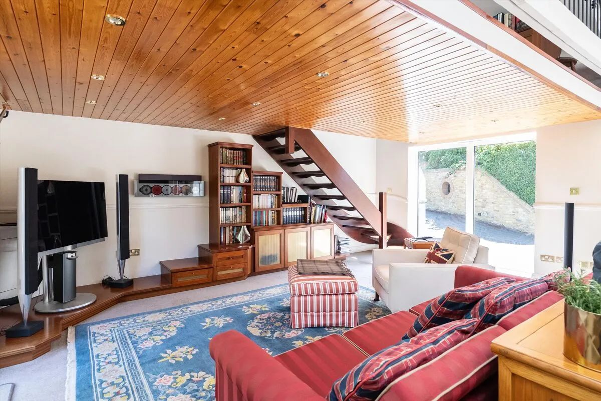 Burgh Heath Road, Epsom, KT17, photo 8
