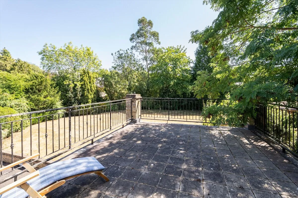 Burgh Heath Road, Epsom, KT17, photo 18