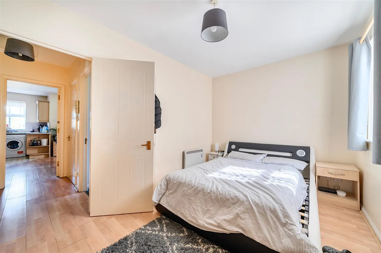 Chamberlayne Avenue, Wembley, photo 6