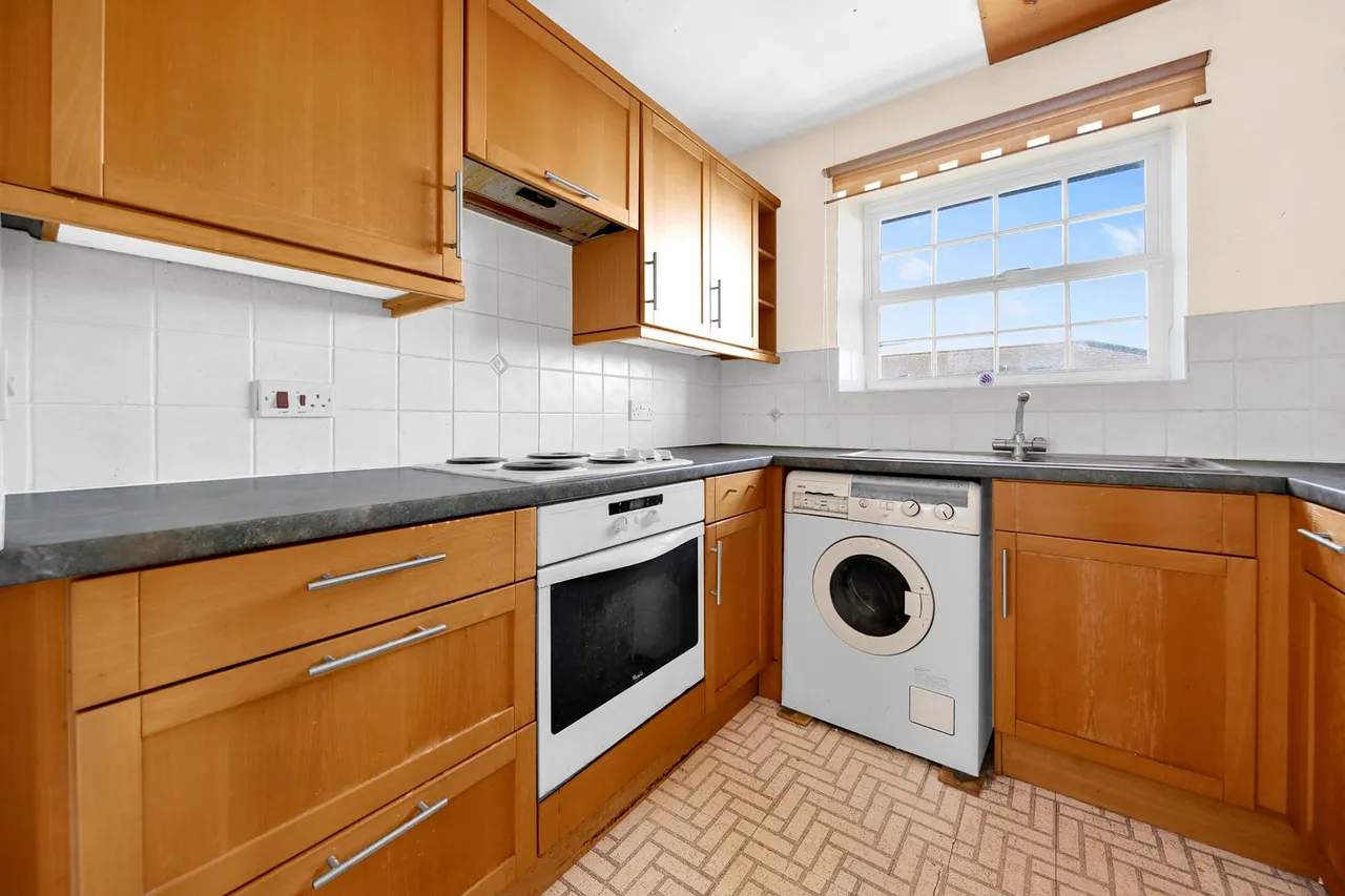 Copy of 141 Queensberry Place, Newham, London, Greater London, E12 6UW, photo 3
