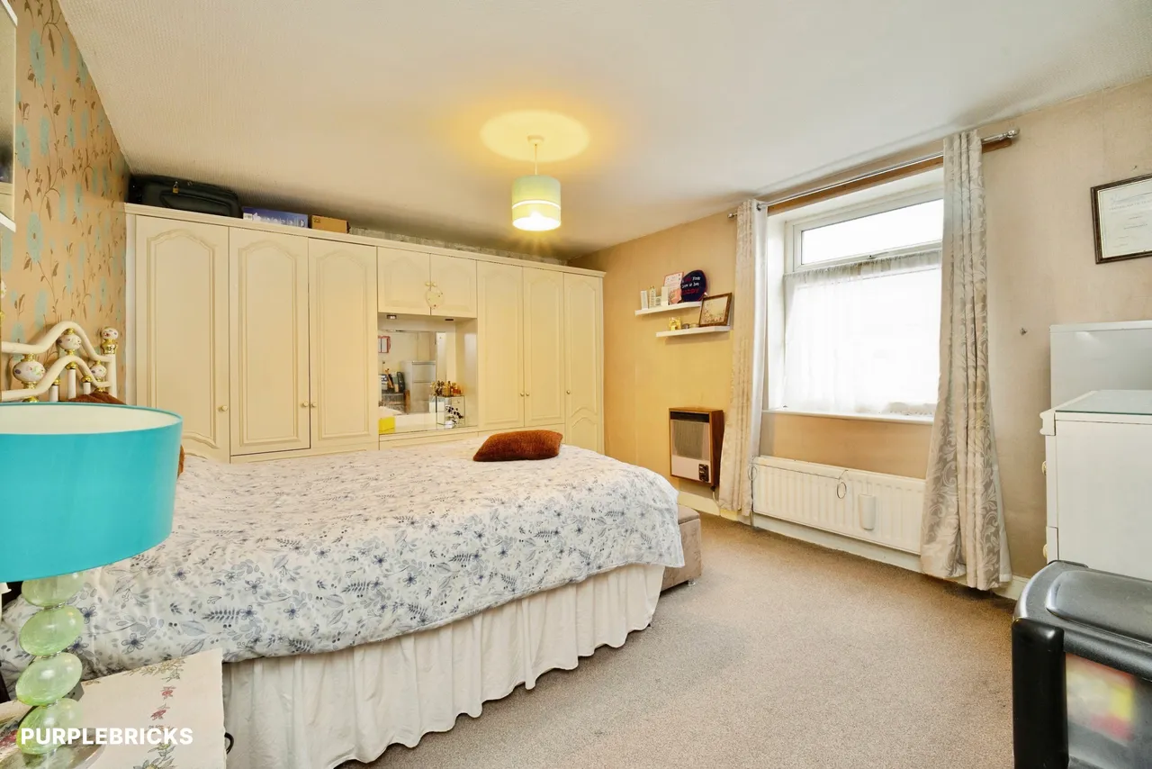 Carlisle Place, Bradford, BD8, photo 13