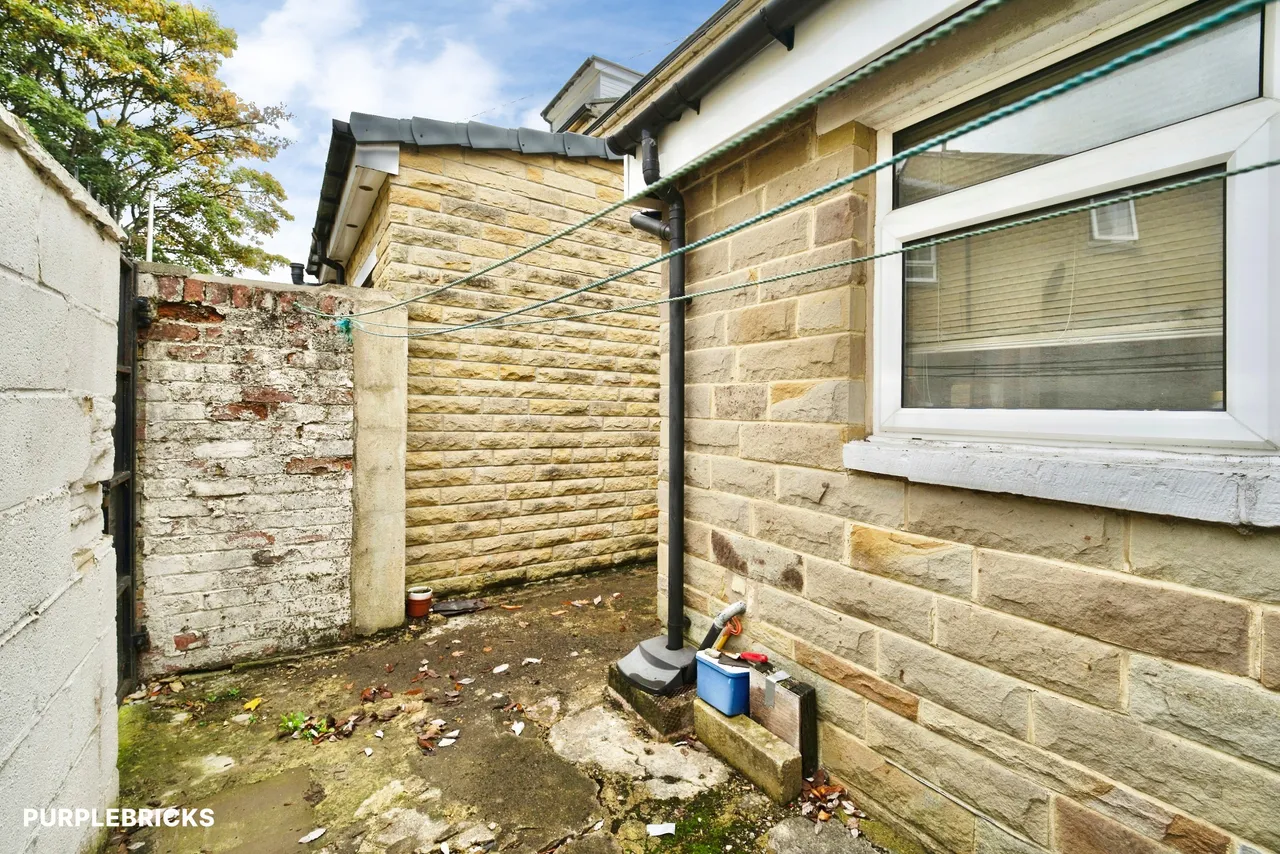 Carlisle Place, Bradford, BD8, photo 29