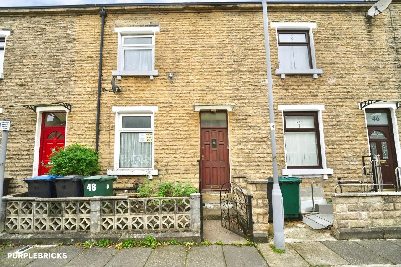 4 bed house for sale, Carlisle Place, Bradford, BD8