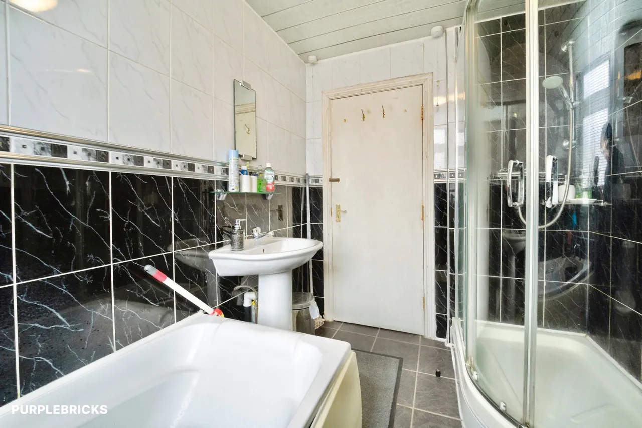 Carlisle Place, Bradford, BD8, photo 15