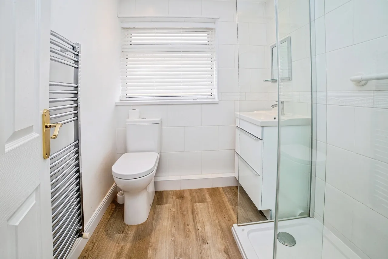 Lamond Close, Mansfield, Nottinghamshire, NG19, photo 12