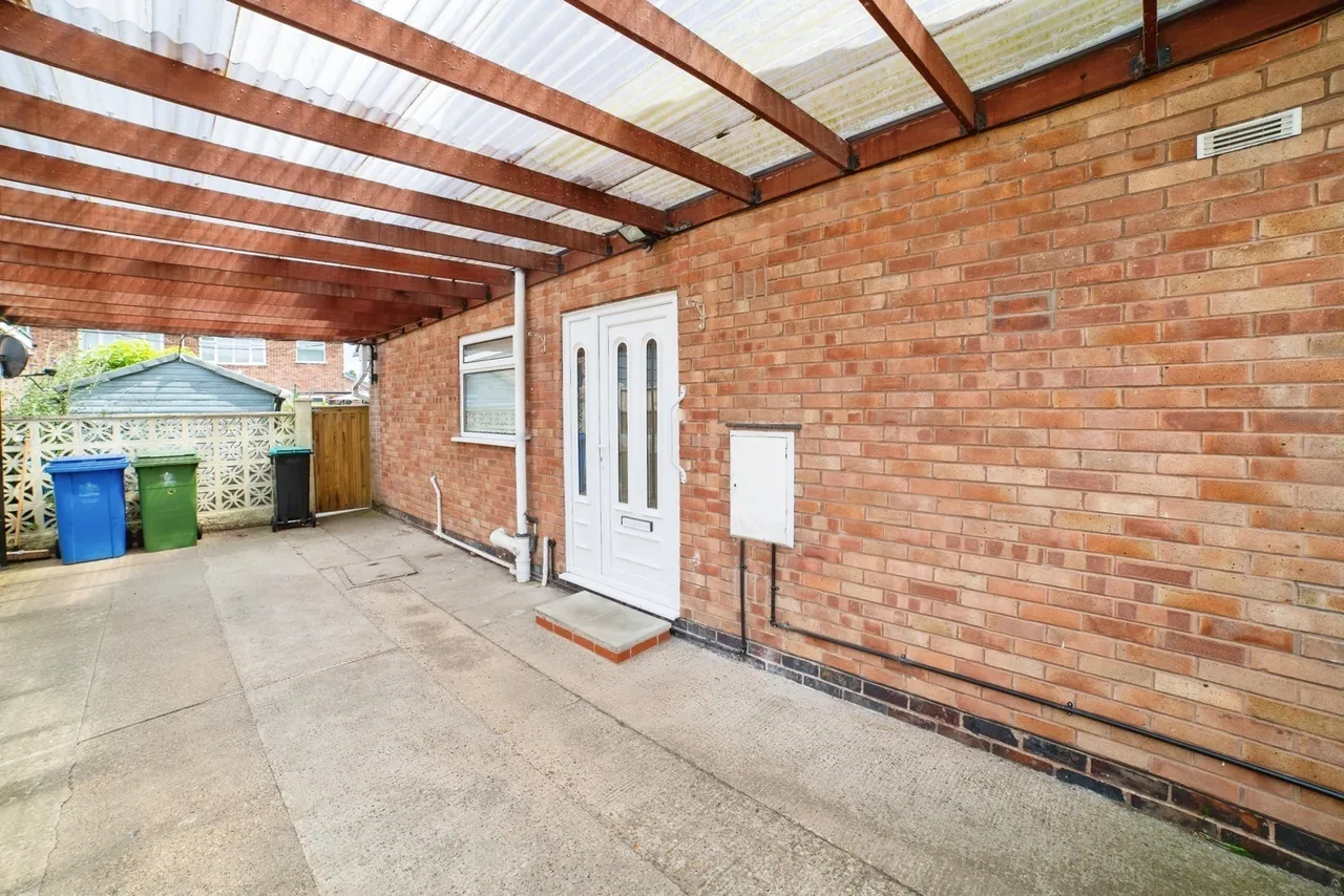 Lamond Close, Mansfield, Nottinghamshire, NG19, photo 23