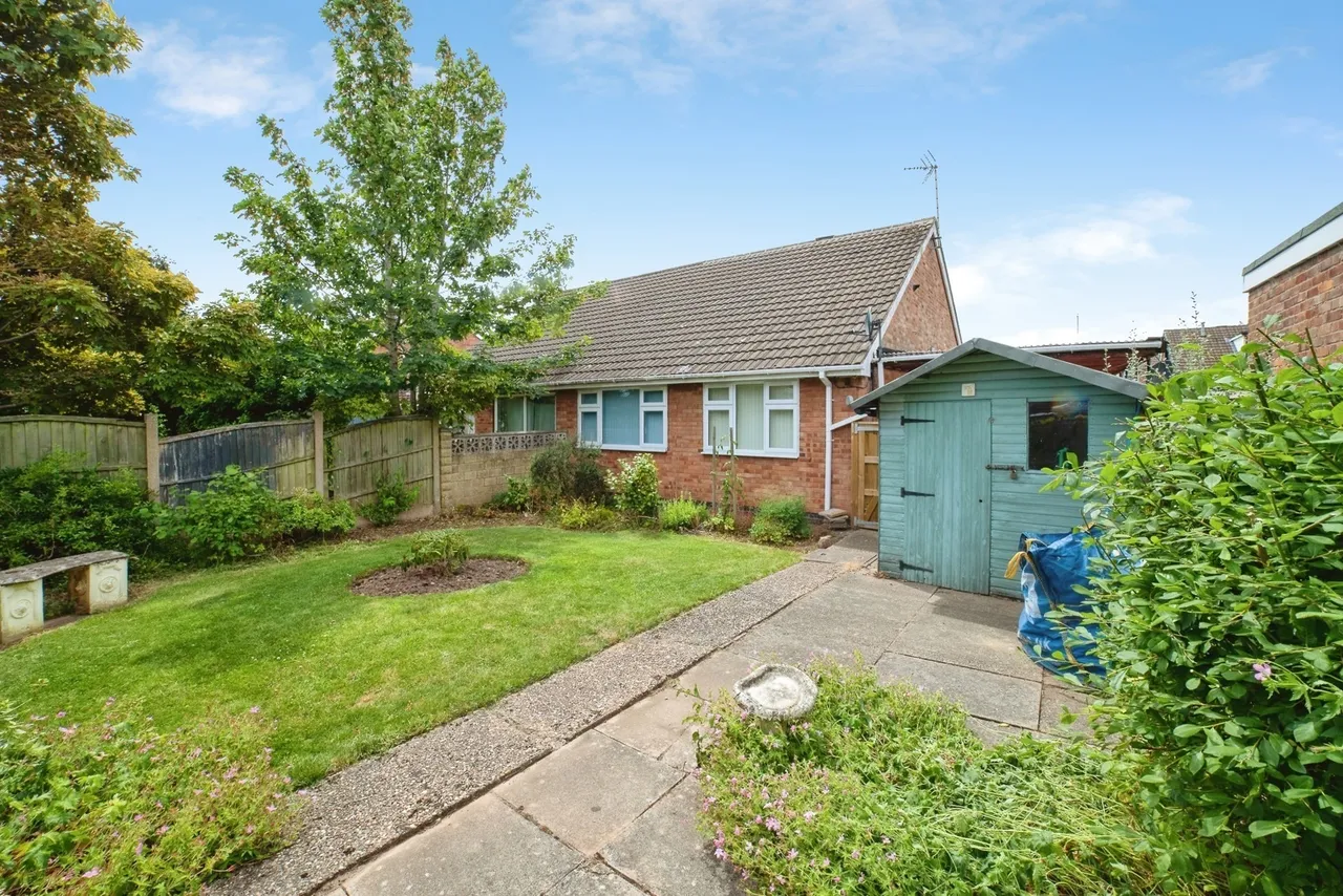 Lamond Close, Mansfield, Nottinghamshire, NG19, photo 21