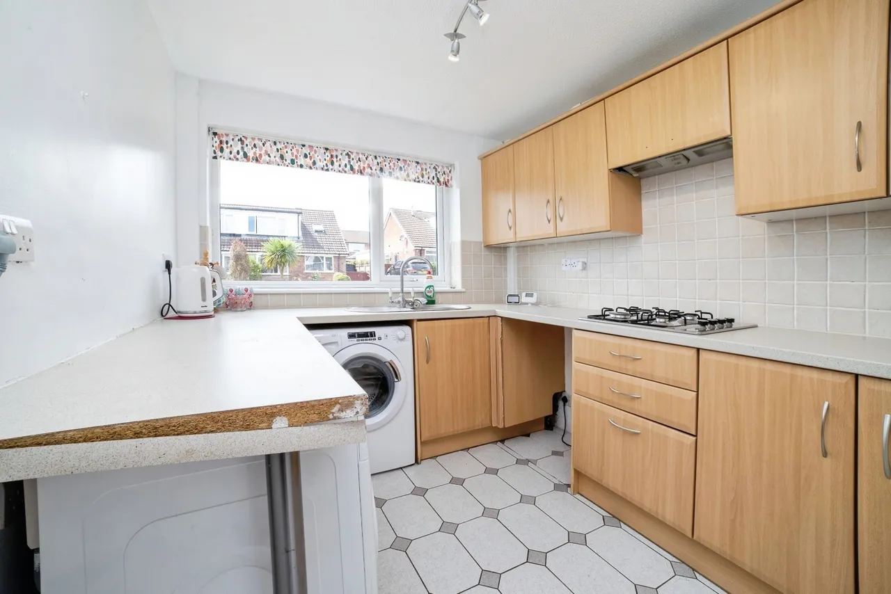 Lamond Close, Mansfield, Nottinghamshire, NG19, photo 8