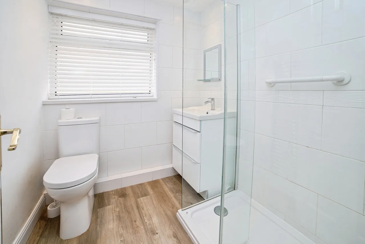 Lamond Close, Mansfield, Nottinghamshire, NG19, photo 4