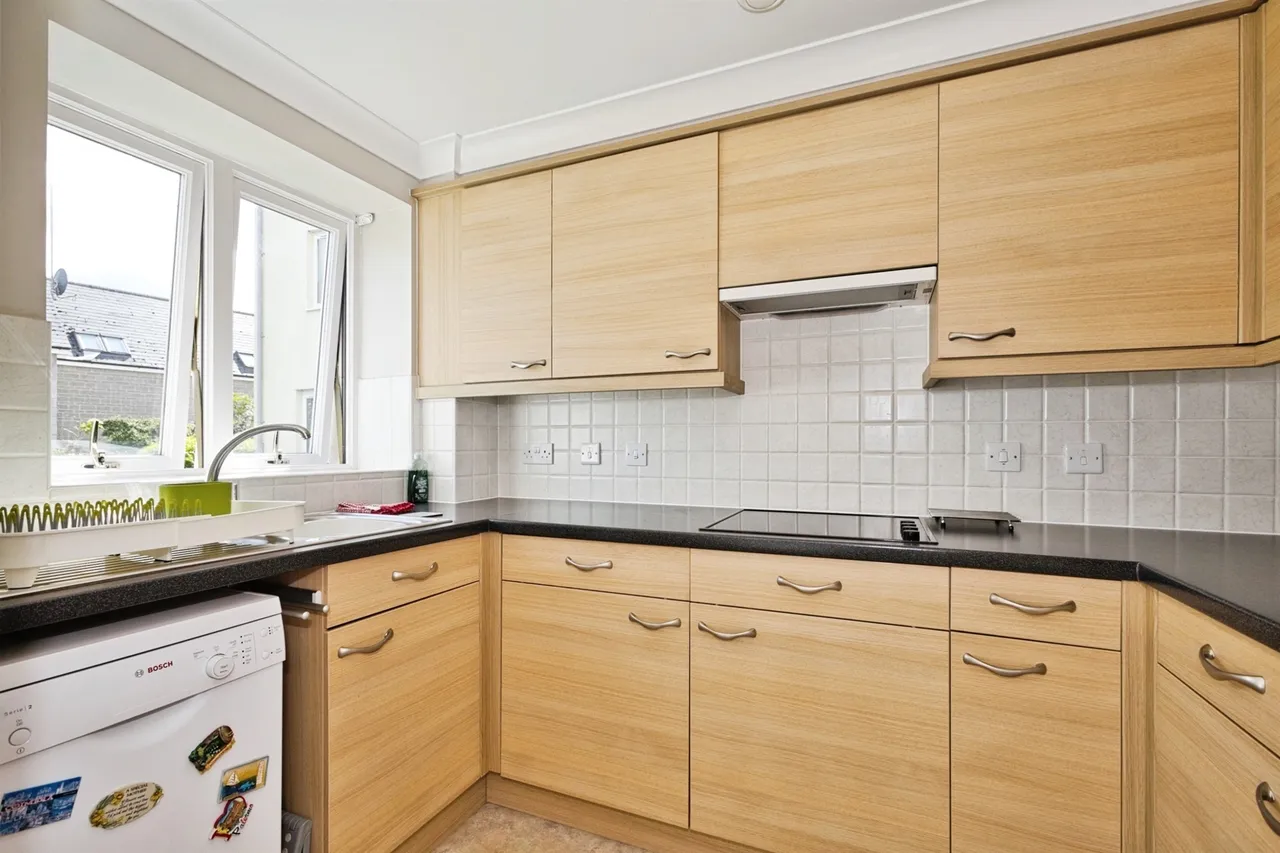 Somerton Road, Street, photo 8