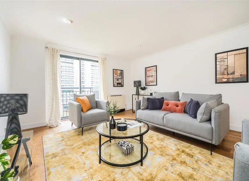 2 bed flat for sale — Bridgewater Square, The Cobalt Building, EC2Y