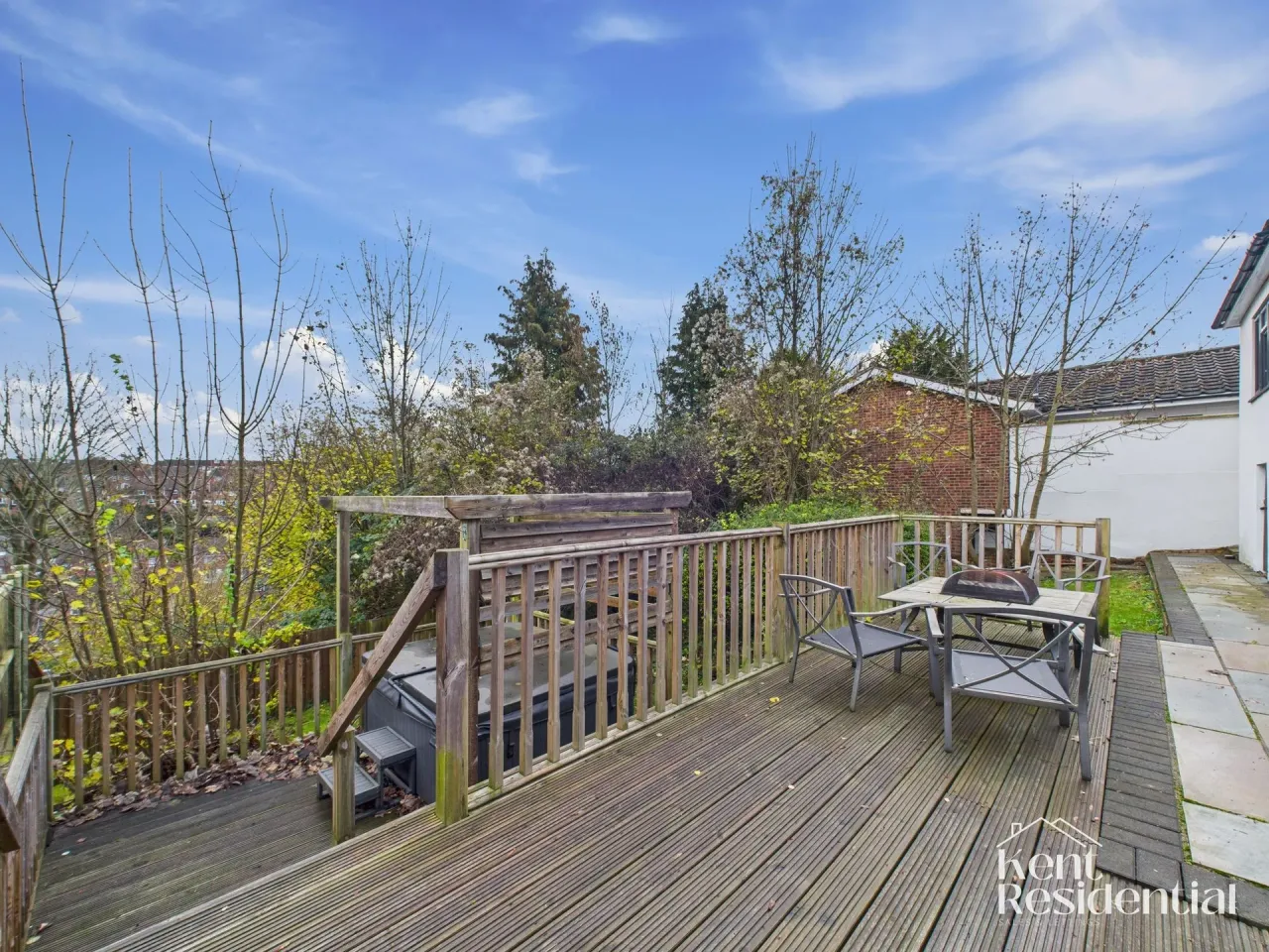 Watson Avenue, Chatham, ME5, photo 15